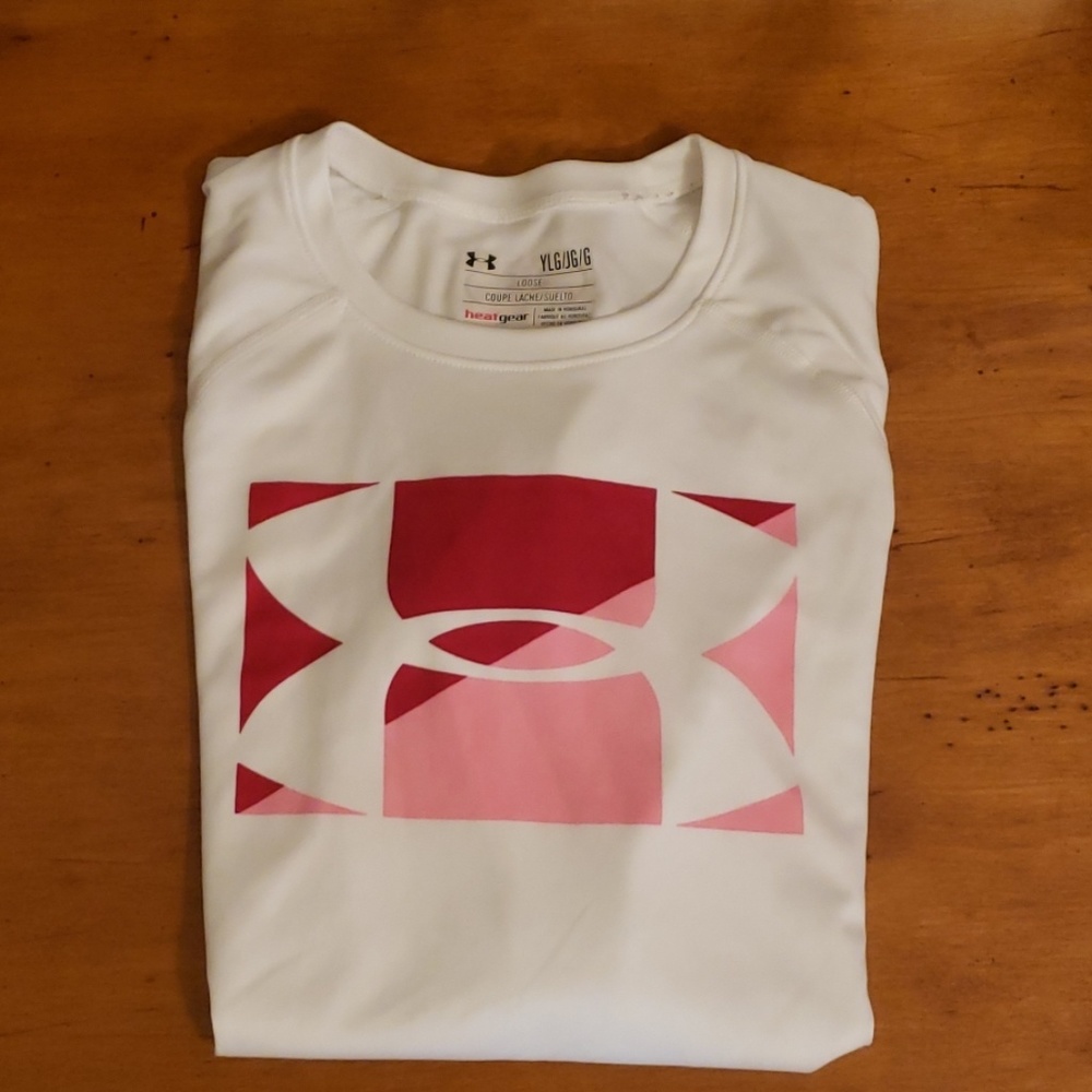 Under Armour  t-shirt